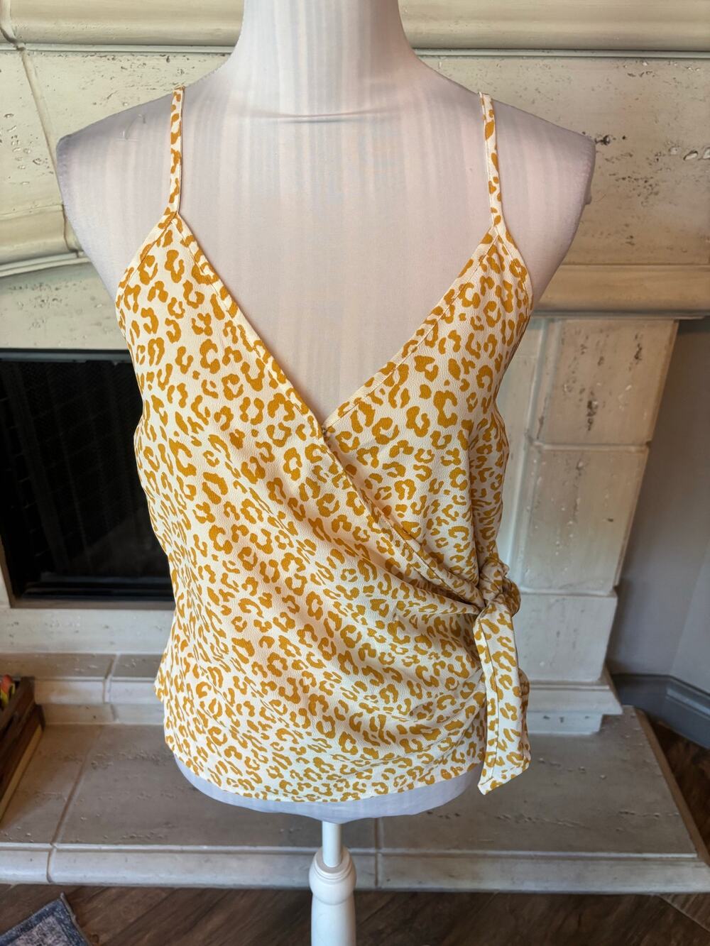 blu pepper Yellow & White Leopard Print Wrap Cami Size S